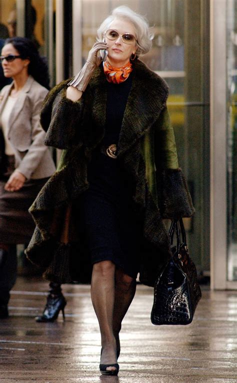 diavolo veste prada meryl streep|the devil wears prada movie.